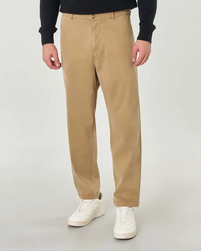 Pantaloni Perin chino color cammello carrot-fit in drill stretch