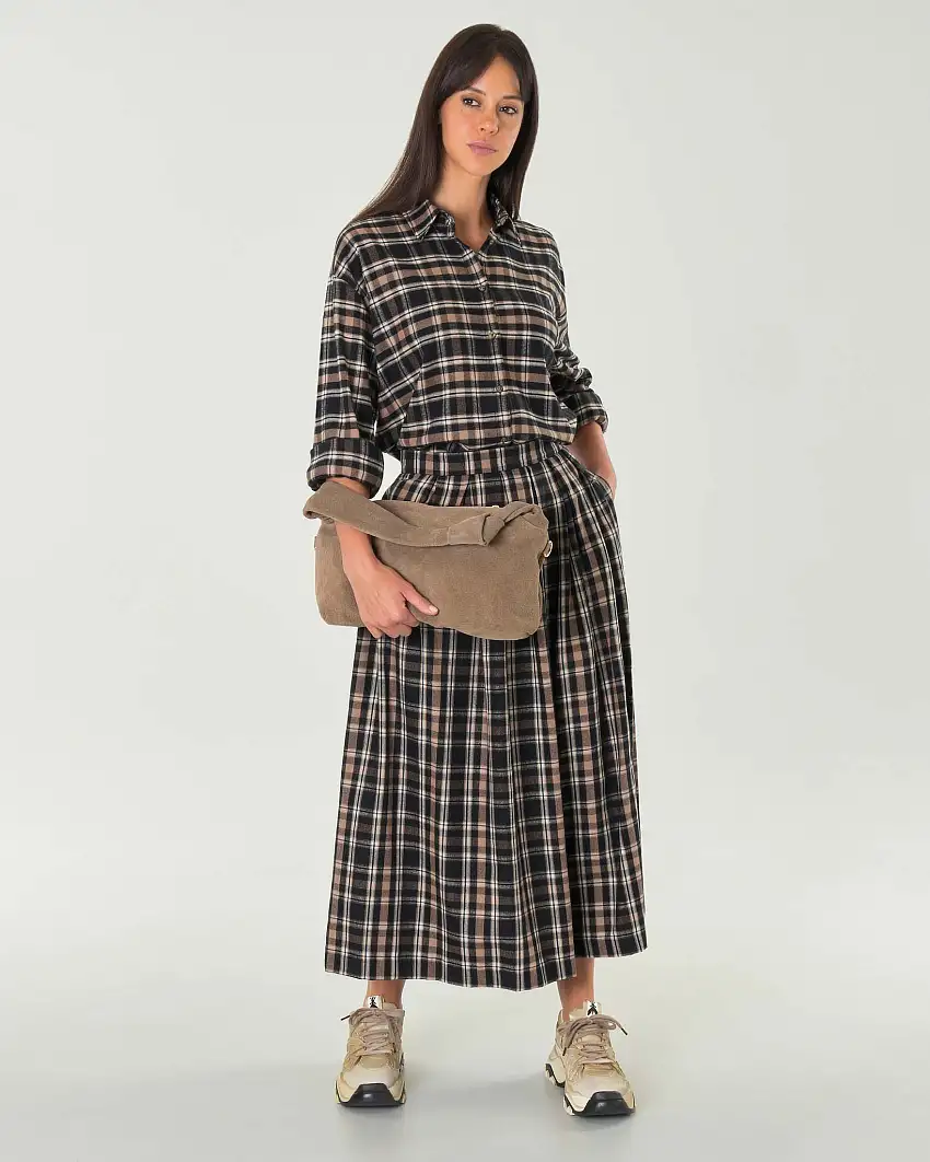 Gonna lunga nera a faldoni in flanella di cotone a fantasia check marrone