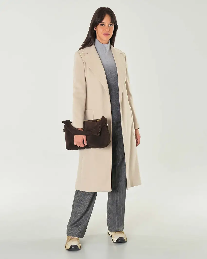 Cappotto beige a vestaglia in tessutto effetto lana con tasche applicate