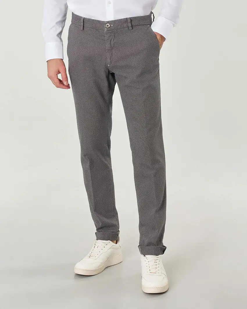 Pantaloni chino Levanto color fango slim-fit in cotone stretch a occhio di pernice