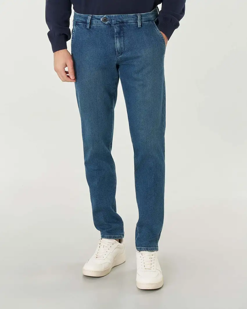 Pantaloni chino New Rolf in denim di cotone stretch lavaggio medio con sabbiature