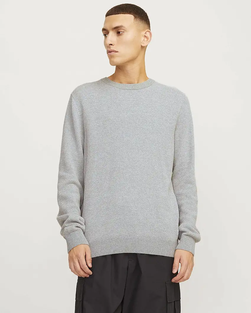 Maglia girocollo Jack & Jones grigio chiaro in puro cotone punto mimosa regular-fit con etichetta logo sul fianco