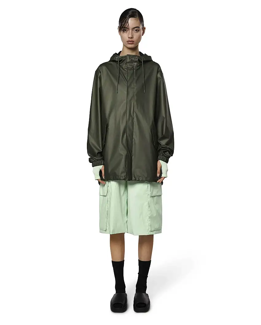 Fishtail Parka corto verde militare leggero con cappuccio fisso e visiera