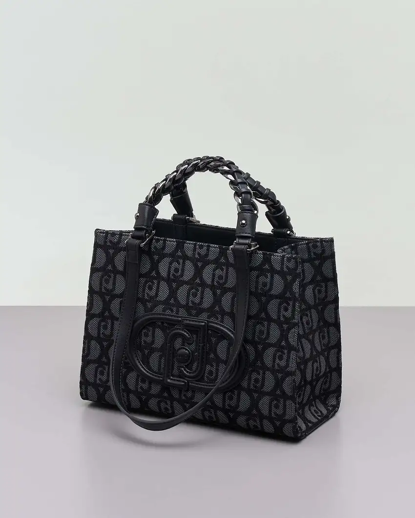 Borsa a mano nera e grigia in tessuto monogram jacquard con maxi logo in similpelle sul davanti e manico intrecciato