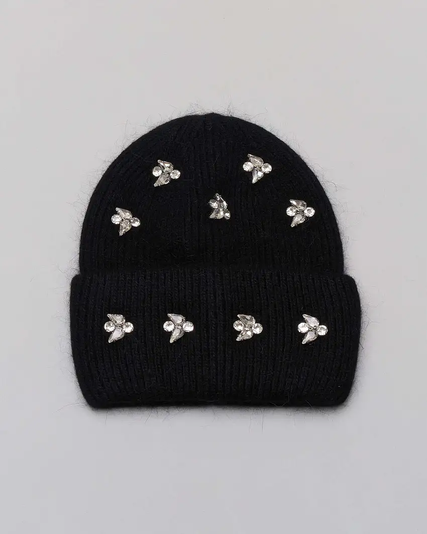 Berretto nero a coste in misto angora con risvolto e pietre gioiello applicate su davanti