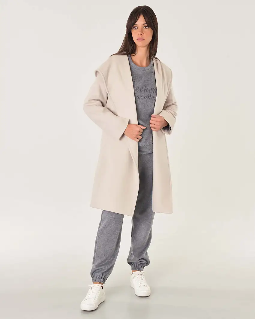 Cappotto corto color sabbia in drap di pura lana con cappuccio a cintura annodabile in vita