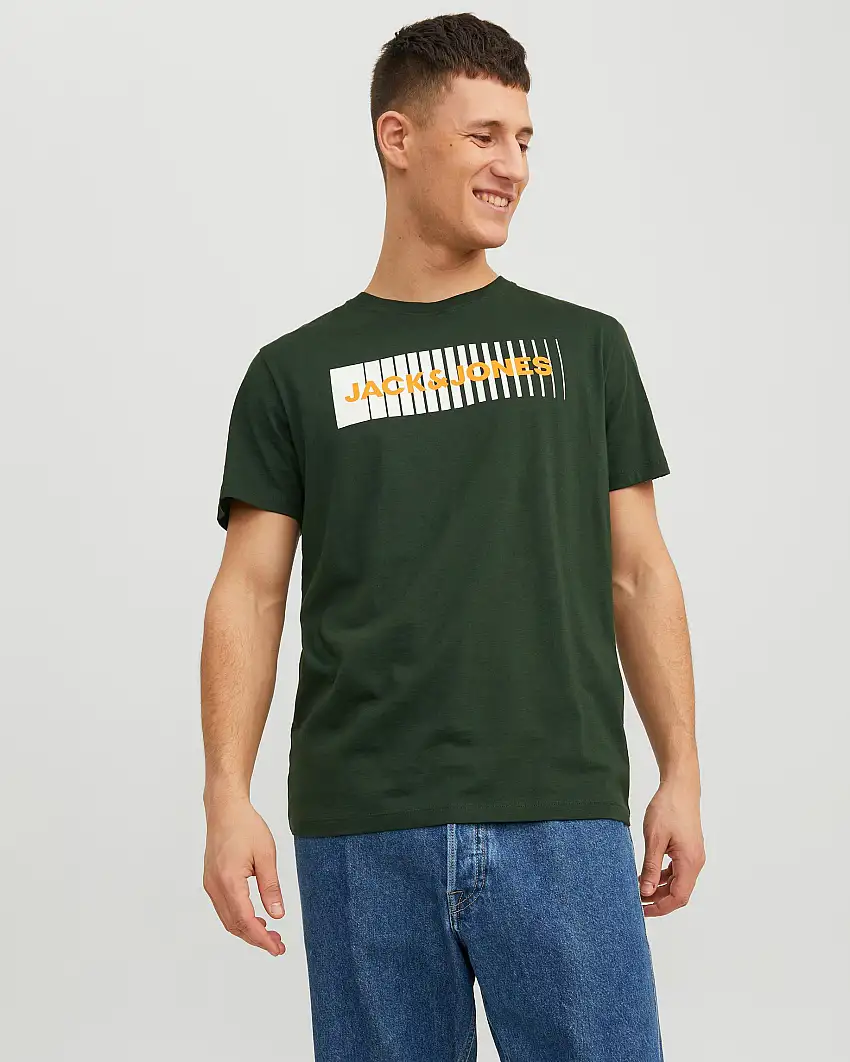 T-shirt verde mezza manica con tab bianco a righe e scritta logo gialla