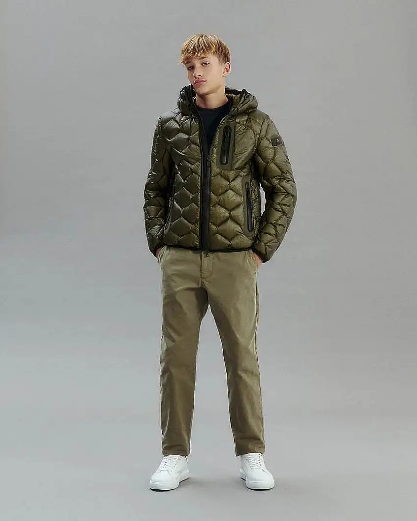 Piumino Peuterey verde militare in nylon ripstop con cappuccio e trapuntatura geometrica imbottita in piuma