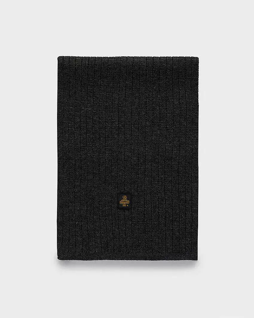 Sciarpa Refrigiwear Dakota grigio antracite lavorata a coste con patch porta logo