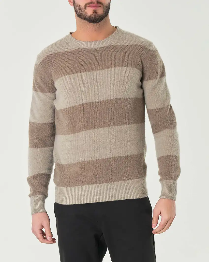 Maglia girocollo a righe beige e color noce in lana finezza 7
