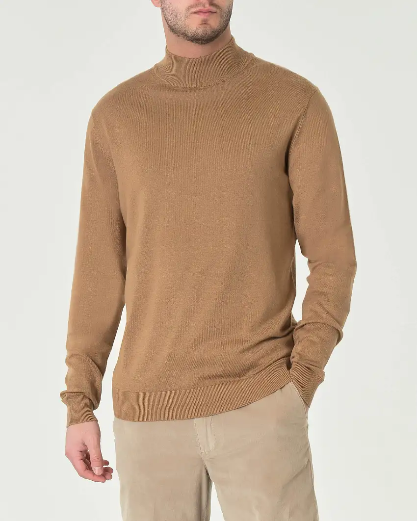 Lupetto Paul Baker cammello tinta unita in maglia di viscosa