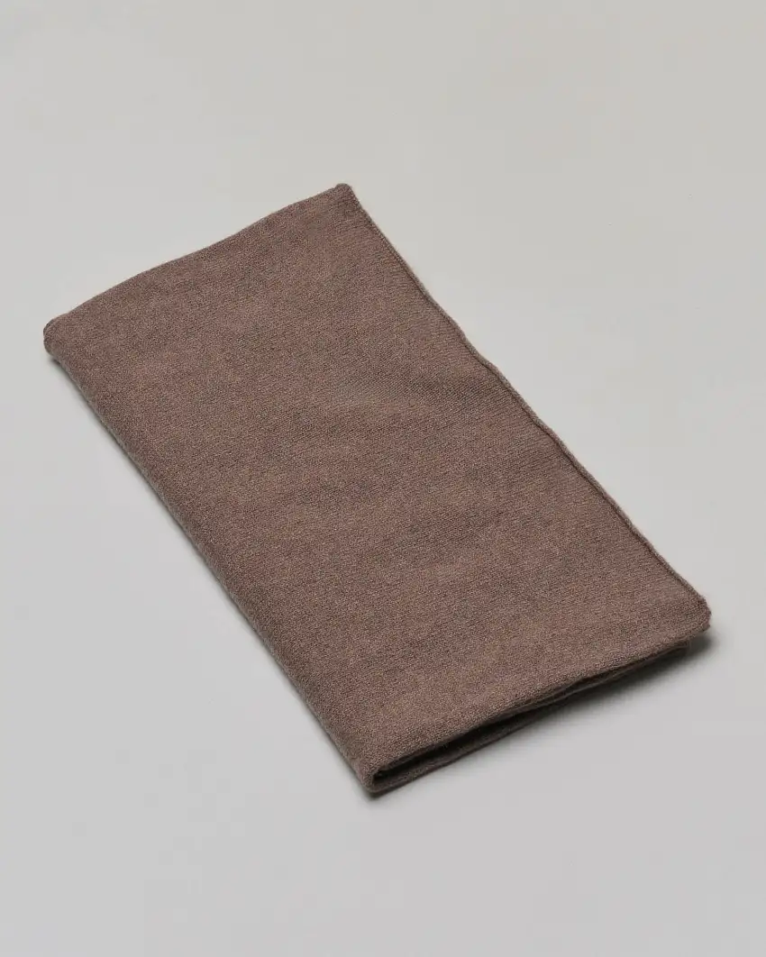 Stola Ashki.i marrone in puro cachemire