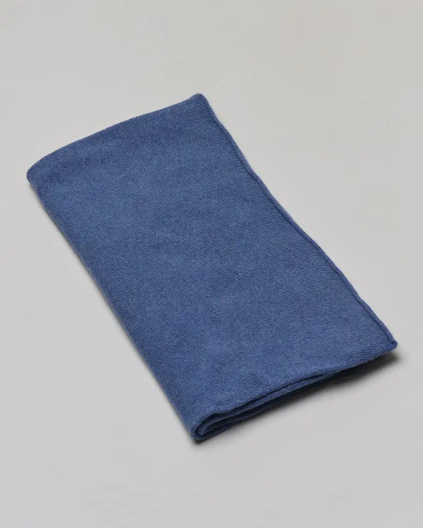 Stola Ashki.i blu indaco in puro cachemire