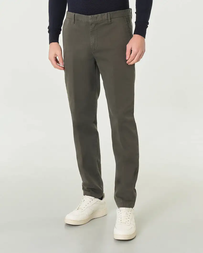 Pantalone chino verde militare slim-fit in tessuto micro-armatura a rombetti di cotone stretch