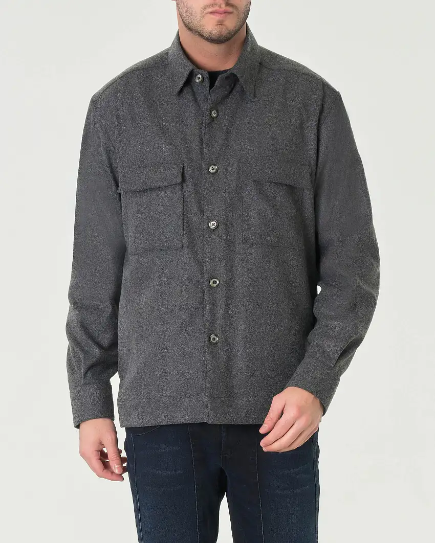 Overshirt Xacus color antracite in flanella di misto lana stretch con tasconi applicati sul petto