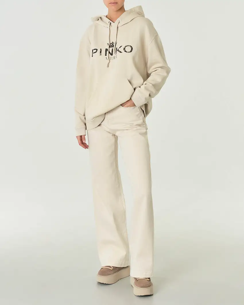 Felpa con cappuccio color gesso oversize in puro cotone con logo Pinko Atelier e corona neri