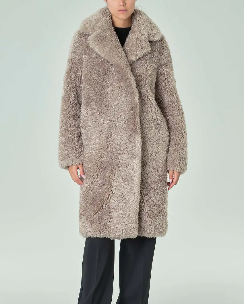 Cappotto lungo color taupe in tessuto effetto teddy reversibile con cappuccio