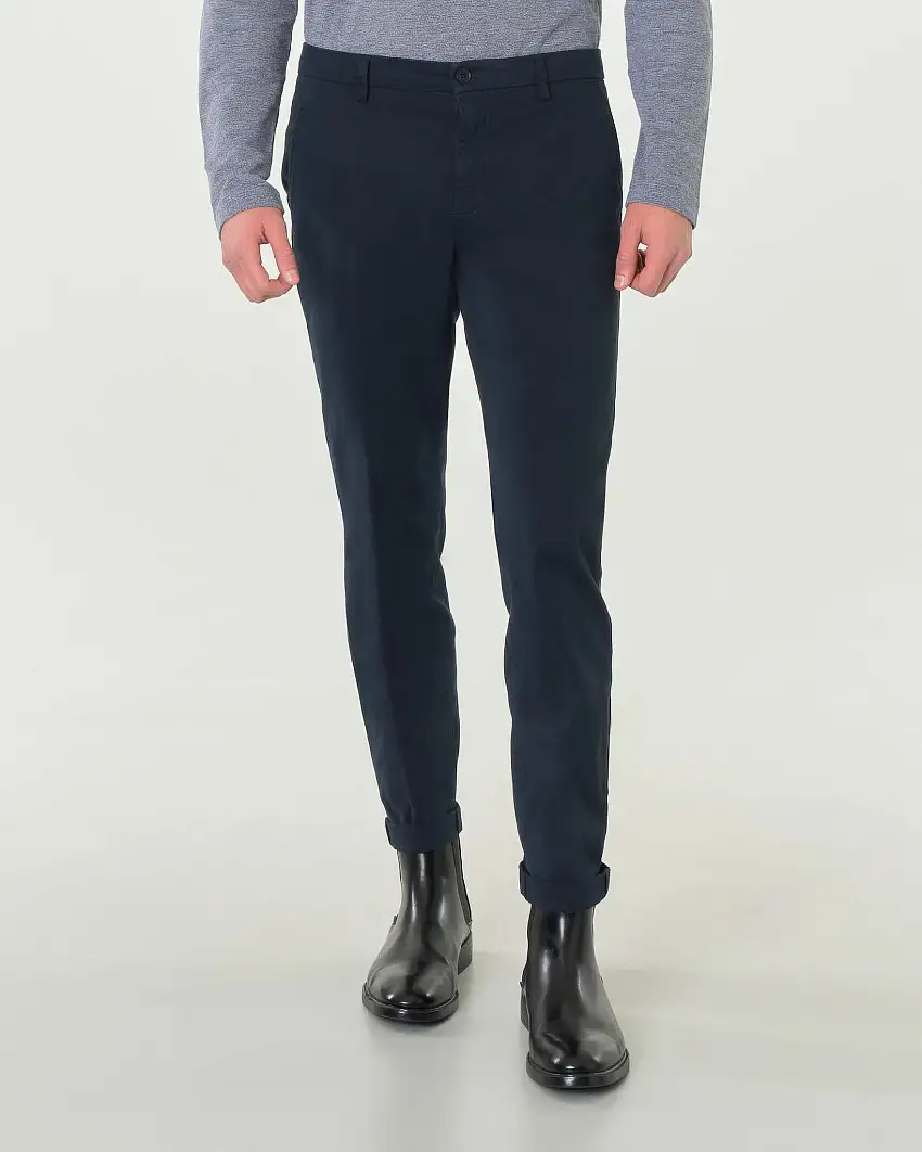 Pantaloni chino Osaka blu slim-fit in tessuto micro chevron di cotone stretch