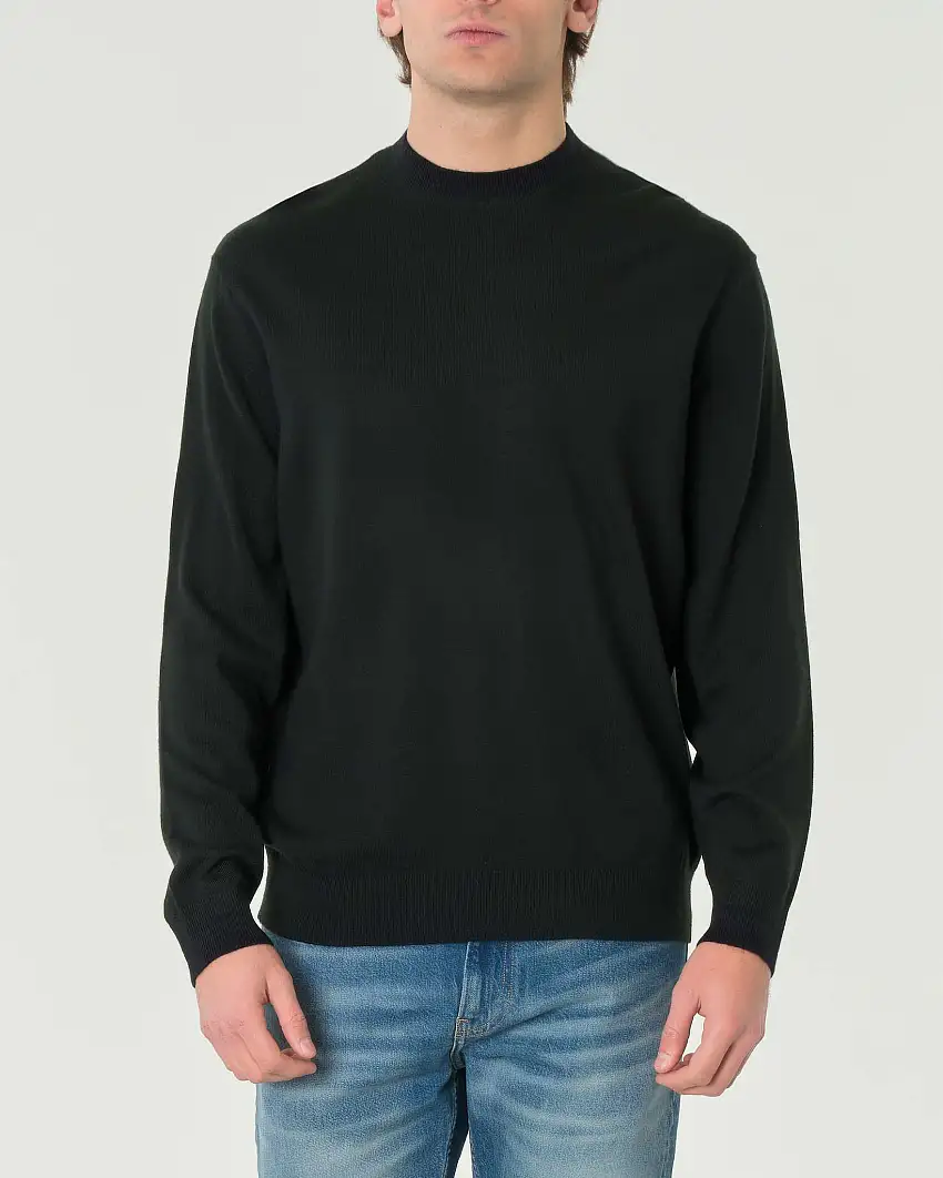 Maglia girocollo verde militare in misto lana dalla linea ampia