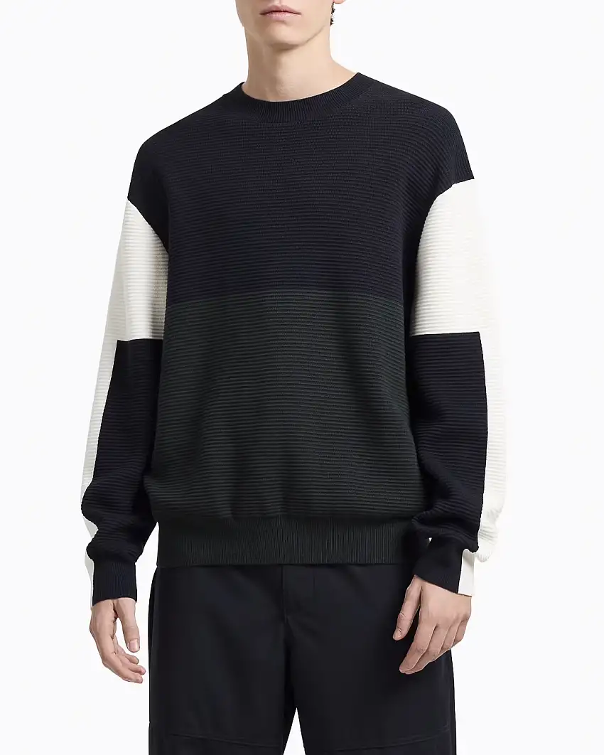 Maglia color block blu e verde militare girocollo in puro cotone lavorato a rullini