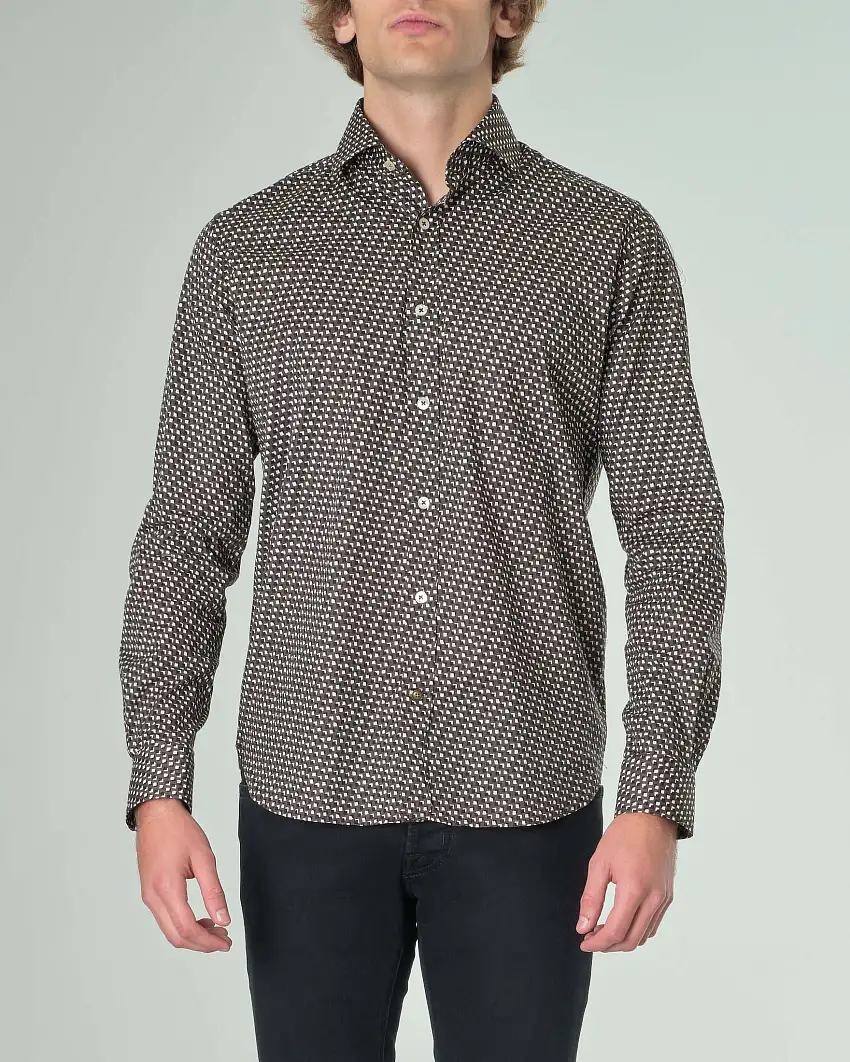 Camicia color fango con micro disegno bianco e nero