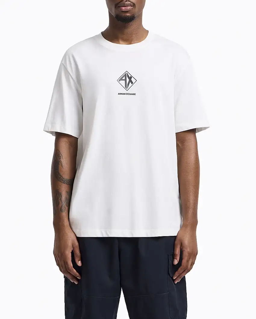 T-shirt bianca mezza manica con logo grafico AX stampato sul petto