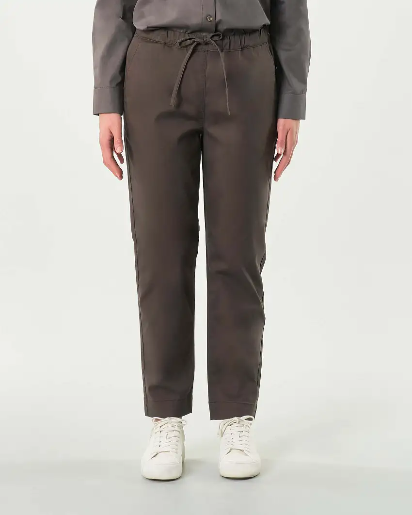 Joggers marroni in cotone stretch con coulisse inserita in vita