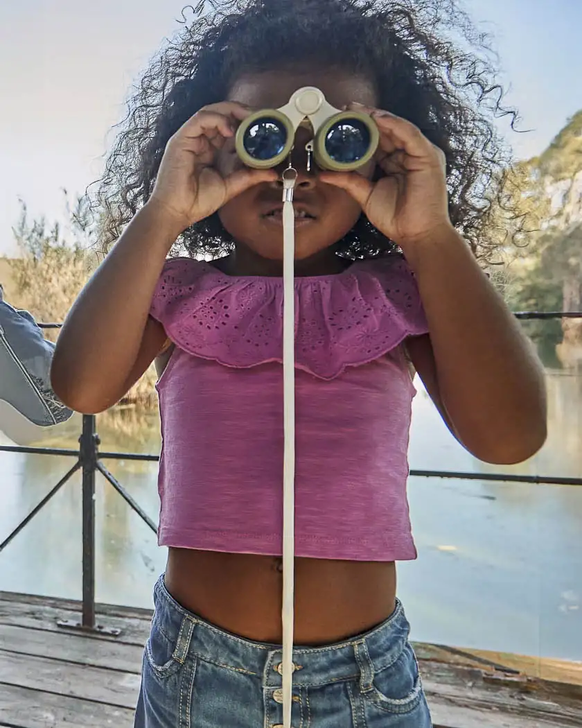 T-shirt cropped con rouches in sangallo color ciclamino