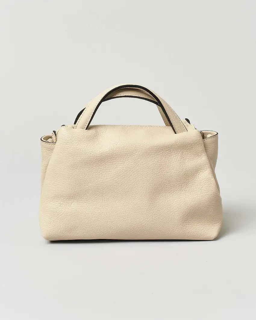 Borsa a mano piccola in pelle morbida effetto martellato color panna con tracolla più lunga rimovibile