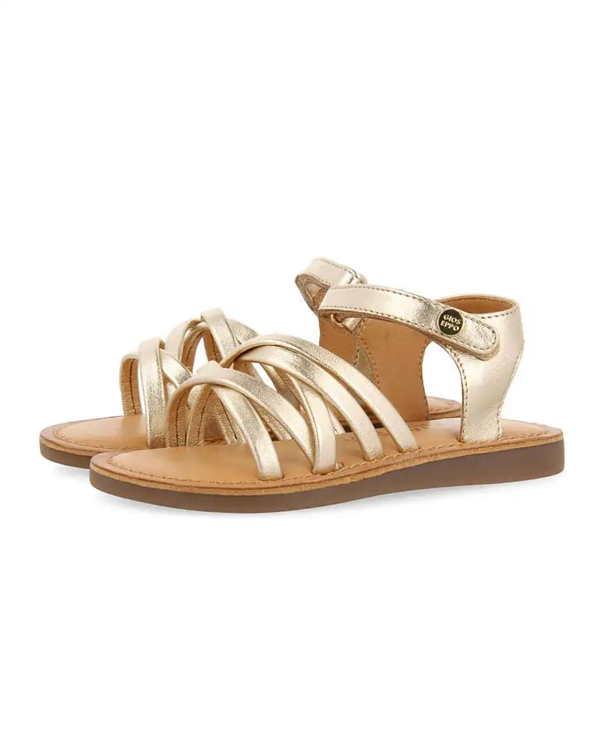 Sandalo in pelle color oro laminato con fascette intrecciate