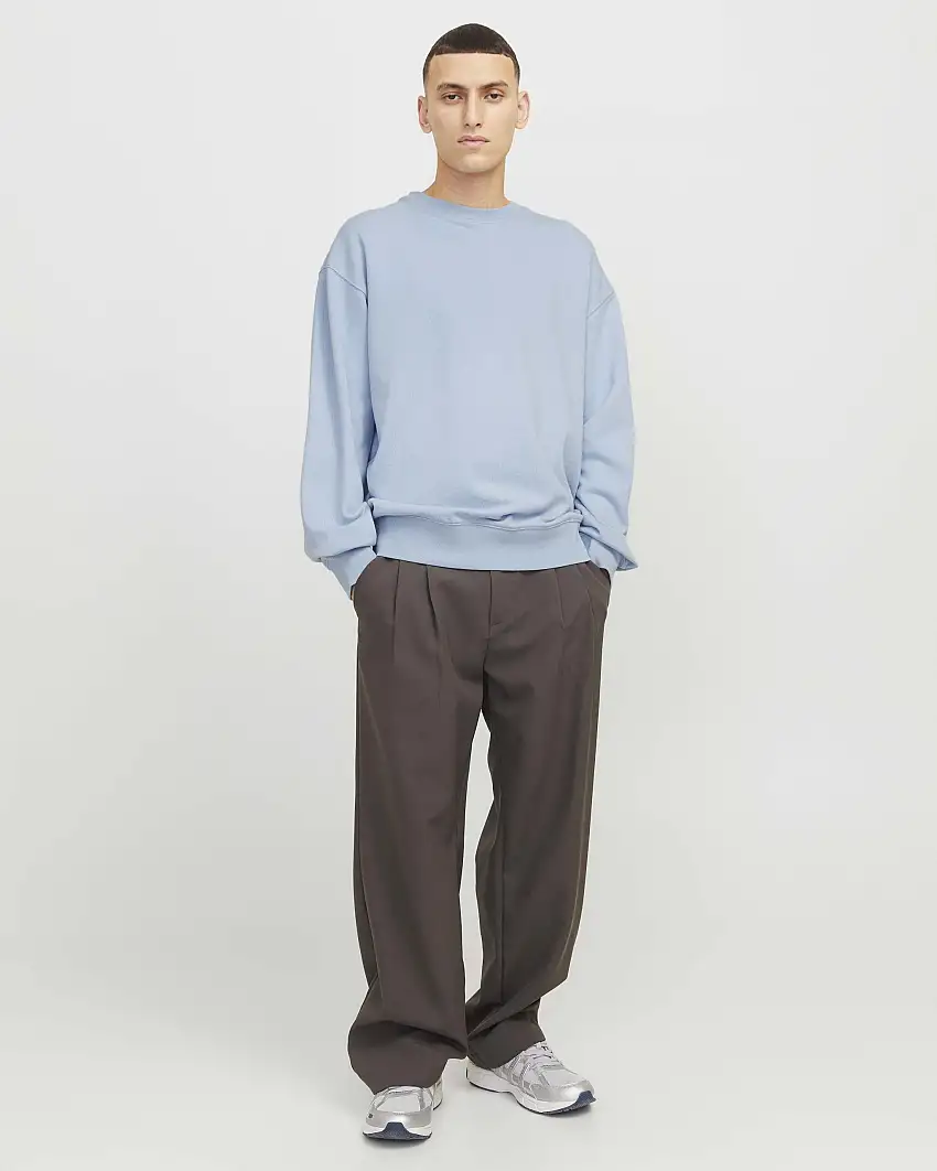 Felpa girocollo azzurra loose-fit in cotone con spalle scese