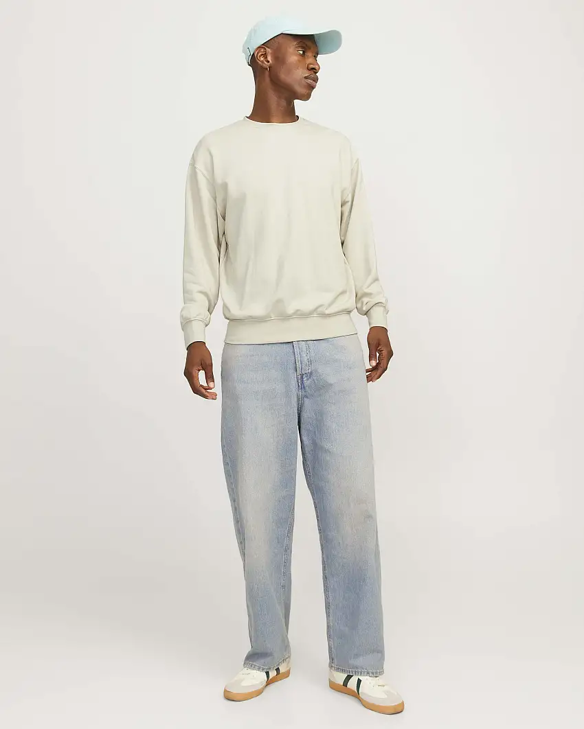 Felpa girocollo avorio loose-fit in cotone con spalle scese