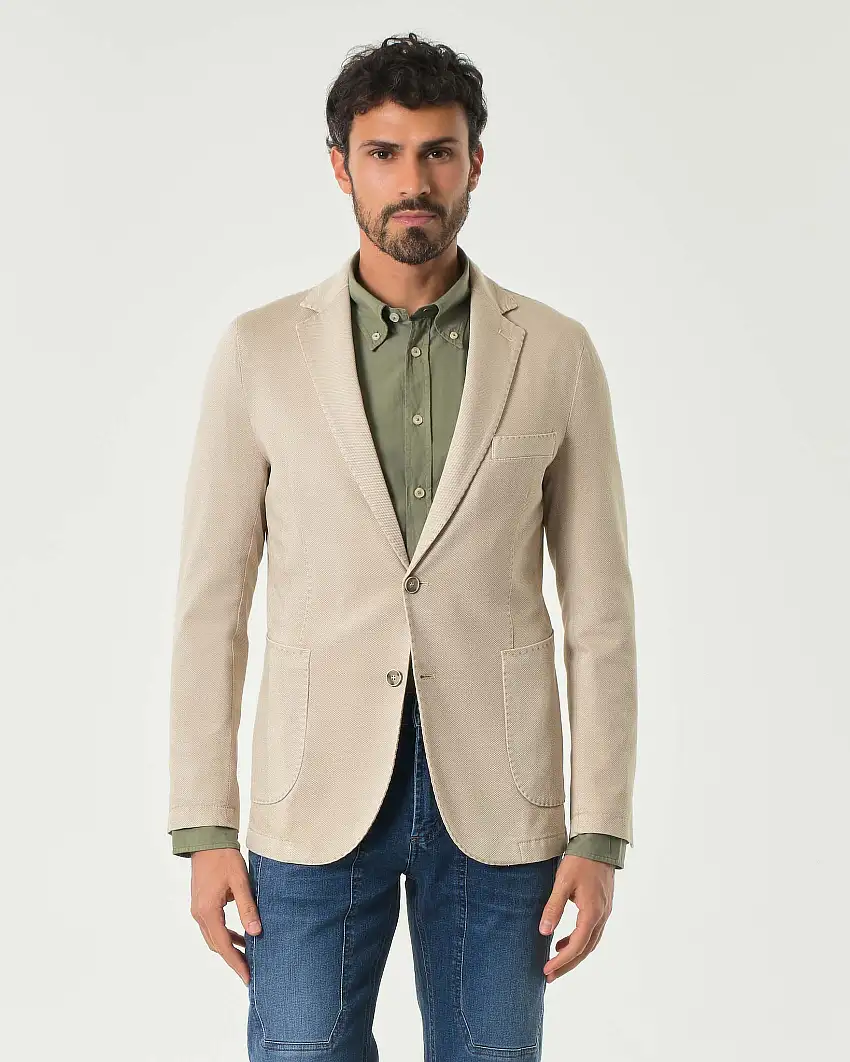 Blazer color sabbia in cotone stretch micro armatura con tasche a toppa e impunture a vista
