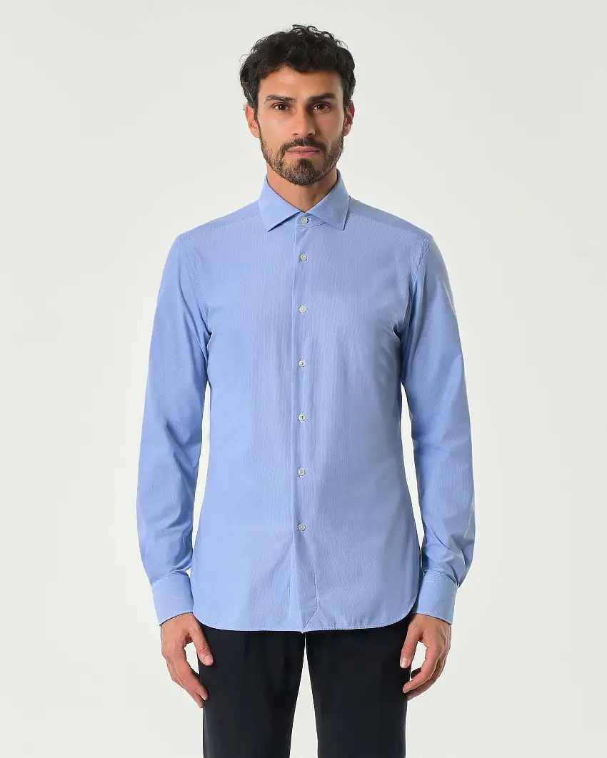 Camicia celeste in tessuto tecnico active tailor fit