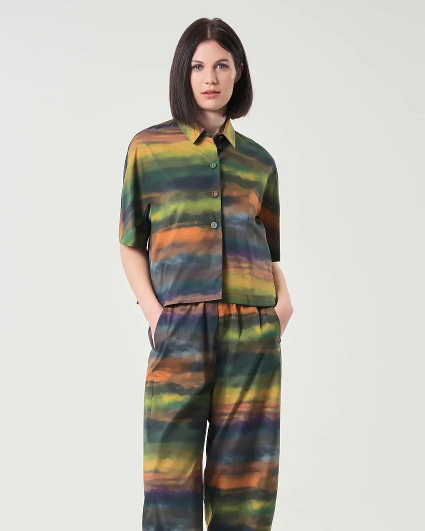 Giacca a camicia in popeline di cotone a sfumature multicoloree con maniche corte