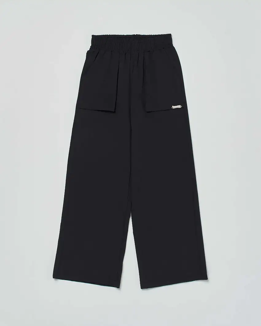Pantalone palazzo nero in tessuto tecnico elasticizzato