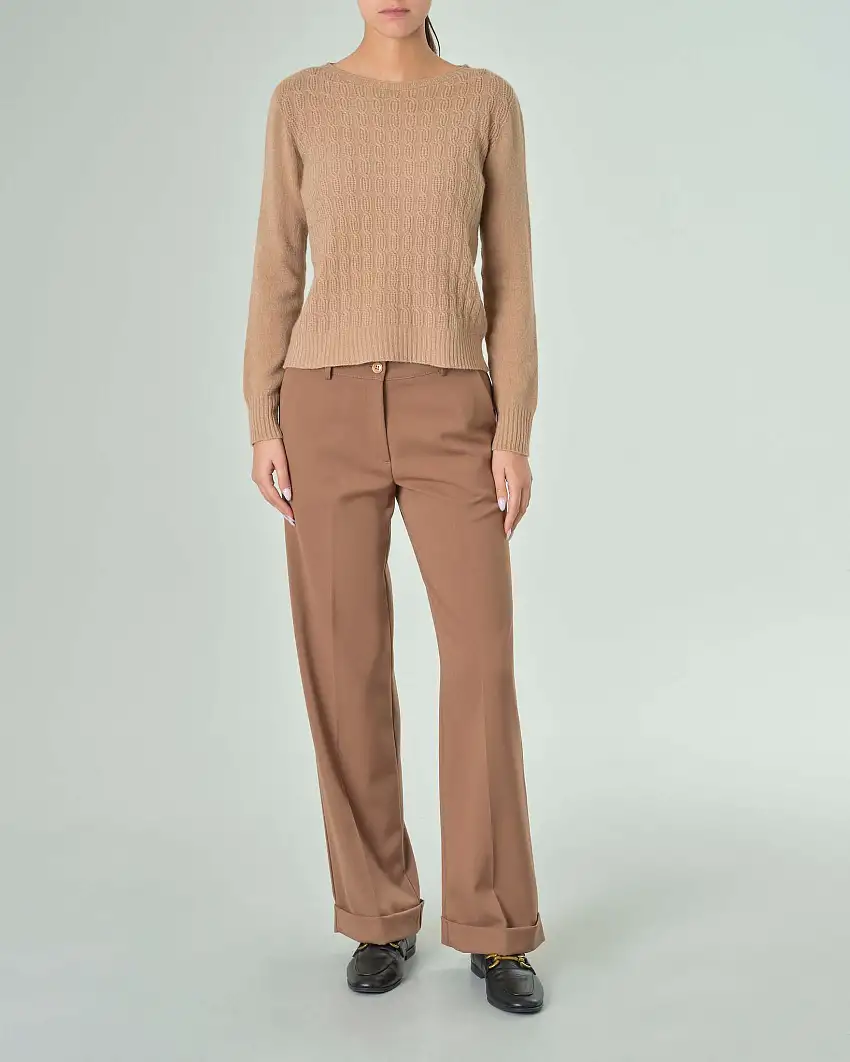 Pantaloni color cammello in misto viscosa effetto lana dalla linea ampia con risvolto al fondo