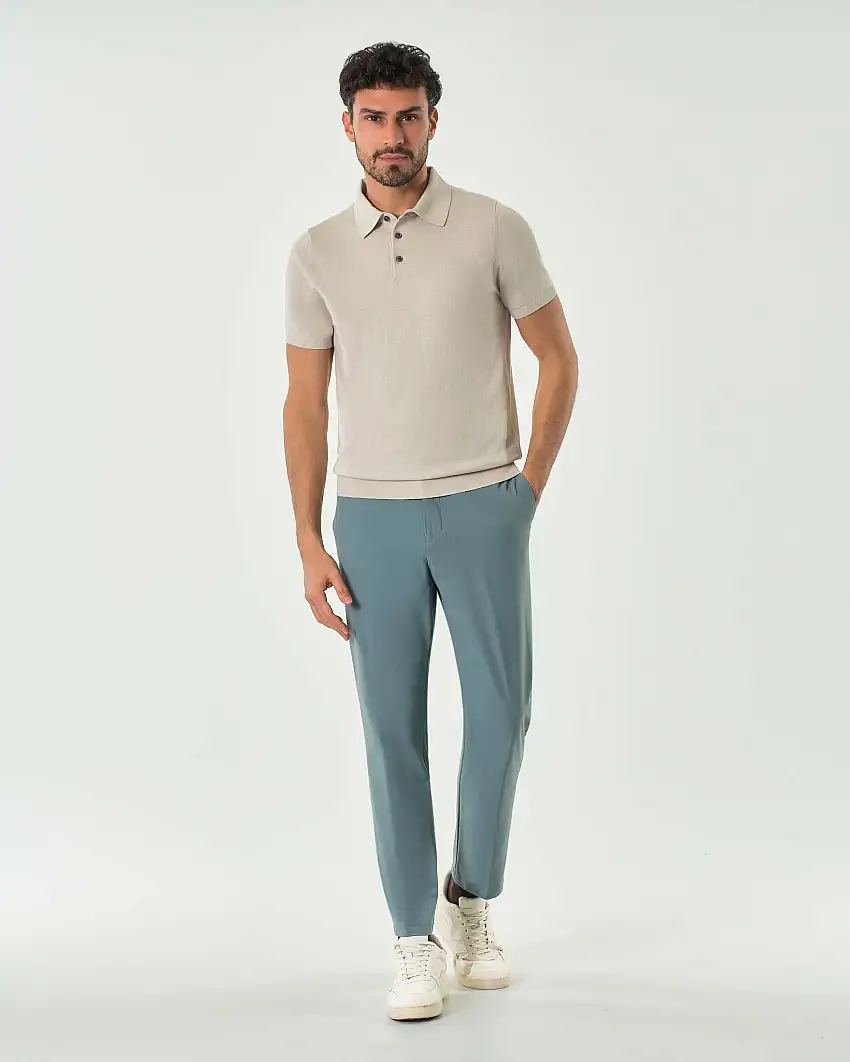 Pantaloni chino Pellizzari slim salvia in tessuto tecnico stretch con elastico inserito sul retro