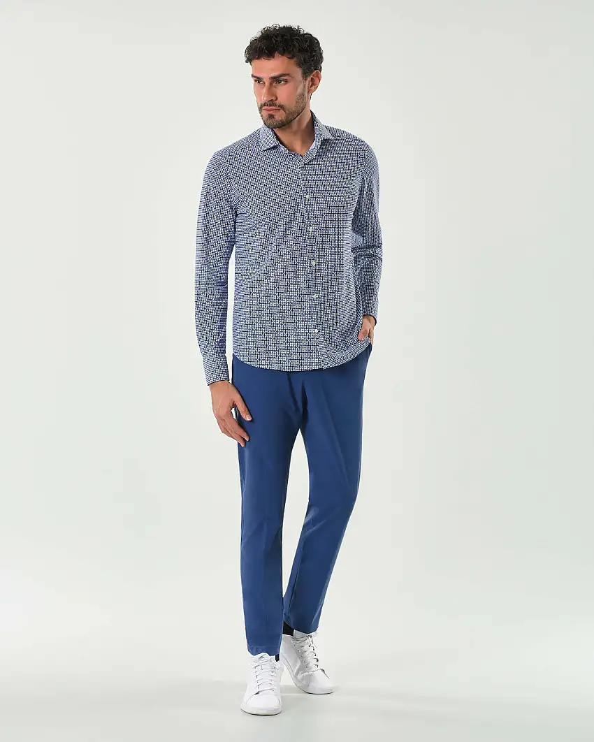 Pantaloni chino Pellizzari slim blu royal in tessuto tecnico stretch con elastico inserito sul retro