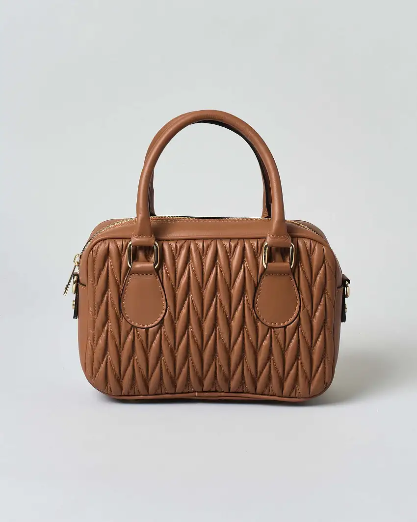 Mini bauletto Hlo! color cuoio in pelle con motivo trapuntato chevron sul davanti