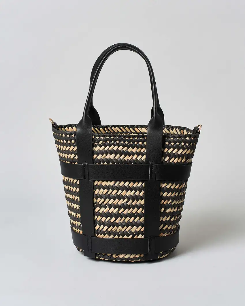 Secchiello Hlo! in raffia intrecciata inserto in pelle liscia nera