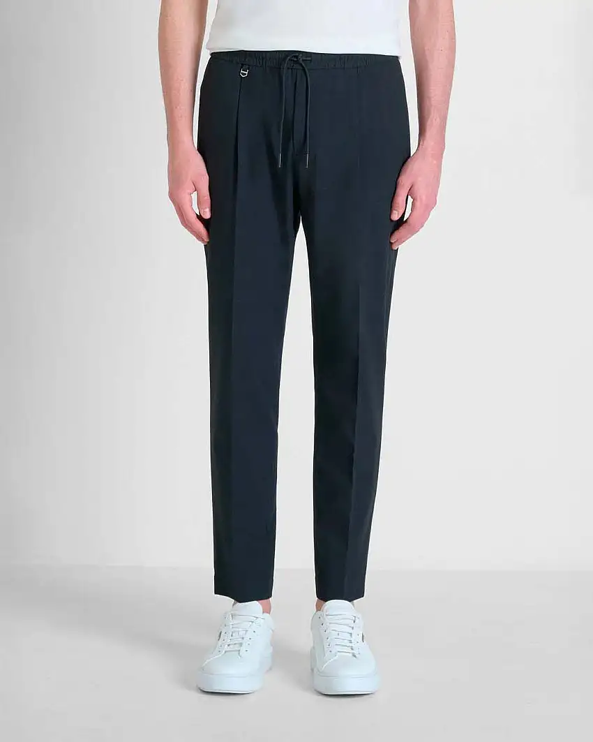 Pantalaccio Neil nero Antony Morato regular-fit in misto viscosa stretch con una pinces
