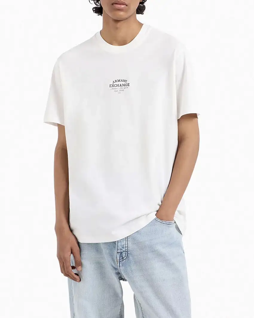 T-shirt mezza manica Armani Exchange bianca regular-fit con ricamo logo centrale sul petto