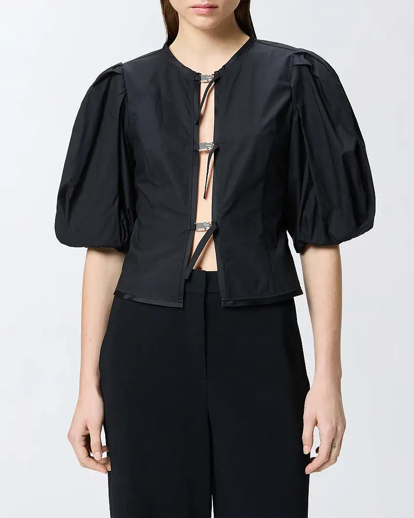 Camicia nera Pinko in cotone con maniche baloon e chiusura fibbiette in metallo