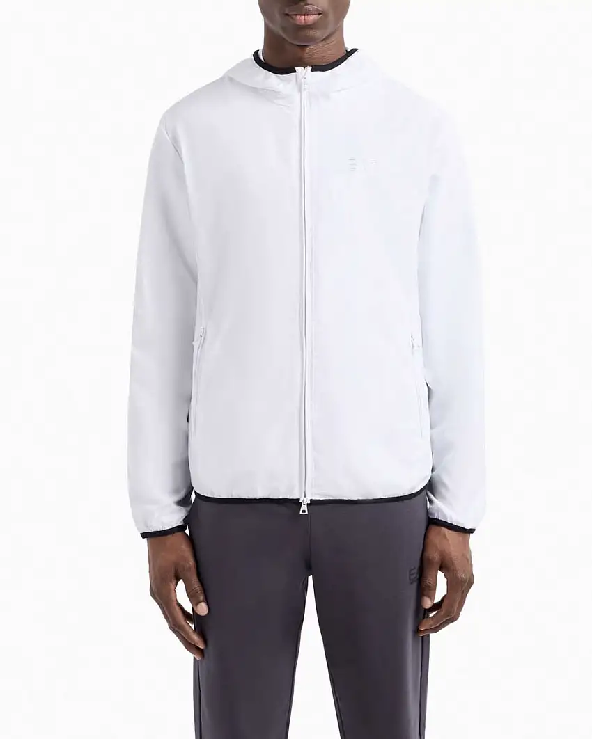 Giubbino EA7 bianco in tessuto tecnico con cappuccio e logo stampato sul petto