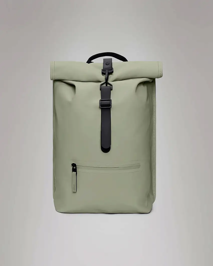 Zaino Rains Rolltop Rucksack Rains salvia in tessuto tecnico impermeabile effetto gommato