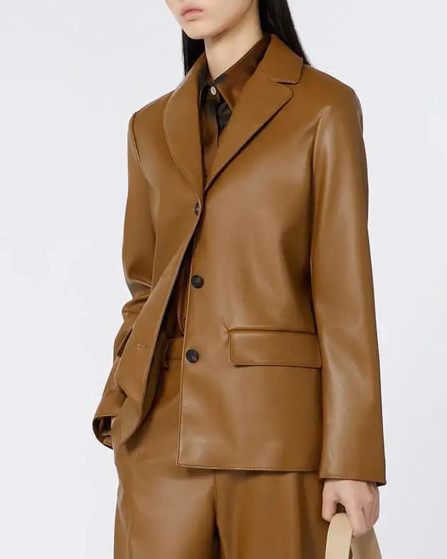 Blazer monopetto color cuoio in jersey effetto nappa MM Max Mara con scollo a rever