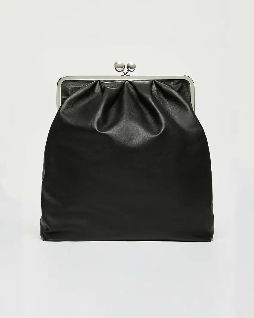 Zaino nero in pelle Weekend Max Mara con chiusura metallica a sfere personalizzate