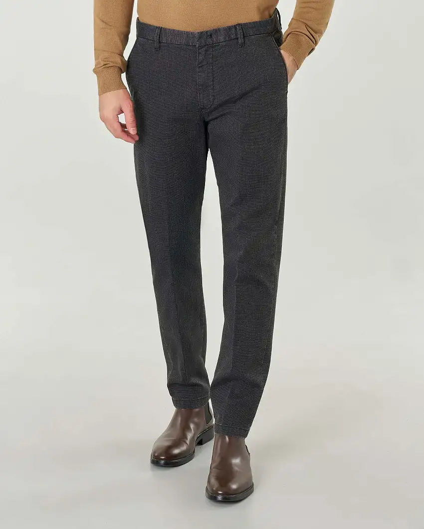 Pantaloni chino neri slim-fit in tessuto punta spillo di cotone stretch