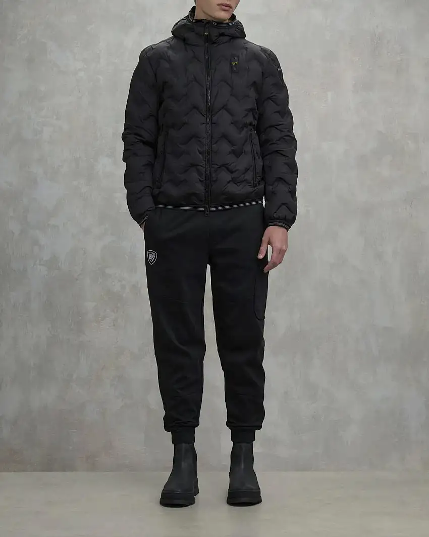 Piumino Piery Blauer nero con cappuccio fisso e trapuntatura spinata effetto 3D laserato